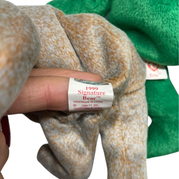 The Beanie Babies
Collection® Bear Trio - Tan, Green, and Blue - Picture 9 of 12